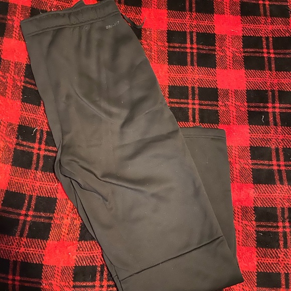 Nike dri fit black sweat pants - Picture 3 of 3